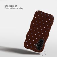 Selencia Vivid Wavy Backcover met MagSafe Samsung Galaxy A37 (5G) - Happy Dots Chocolate