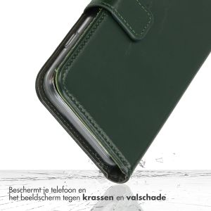 Selencia Echt Lederen Bookcase iPhone 16 Pro Max - Groen