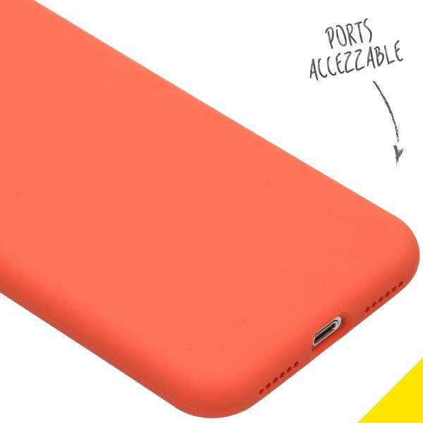 Accezz Liquid Silicone Backcover Apple iPhone X / Xs - Nectarine