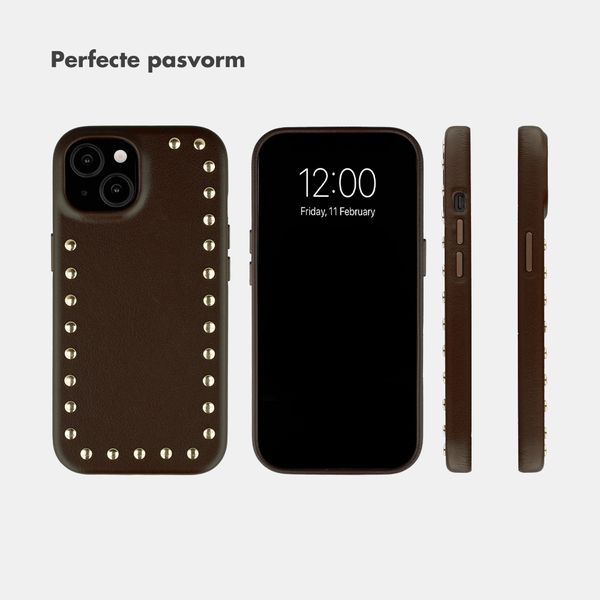Selencia Studs Backcover met MagSafe Apple iPhone 15 - Cacao Crush