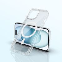 Accezz Xtreme Impact Backcover met MagSafe Apple iPhone 15 - Transparant