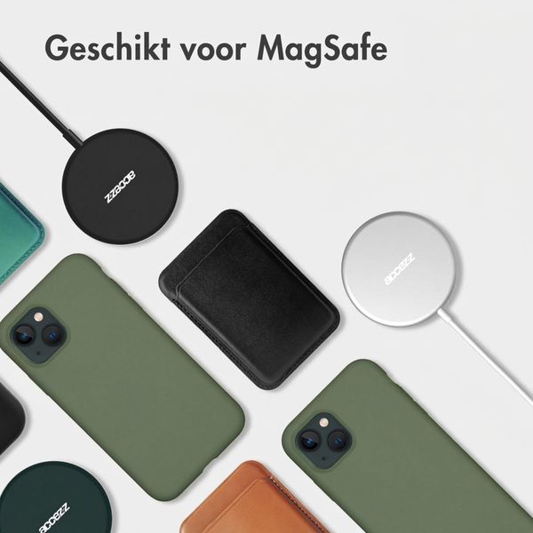 Accezz Liquid Silicone Backcover met MagSafe Samsung Galaxy Z Flip 6 - Cooper Green