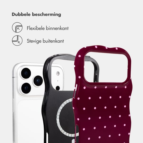 Selencia Vivid Wavy Backcover met MagSafe Apple iPhone 18 Pro Max / 17 Pro Max - Happy Dots Burgundy