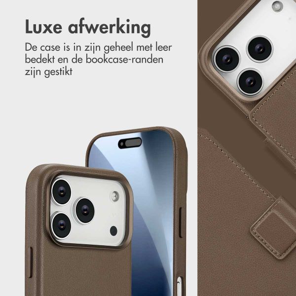 Accezz Leather Bookcase 2-in-1 met MagSafe Apple iPhone 17 Pro - Coffee