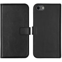Selencia Echt Lederen Bookcase Apple iPhone SE (2022 / 2020) / 8 / 7 / 6(s) - Zwart