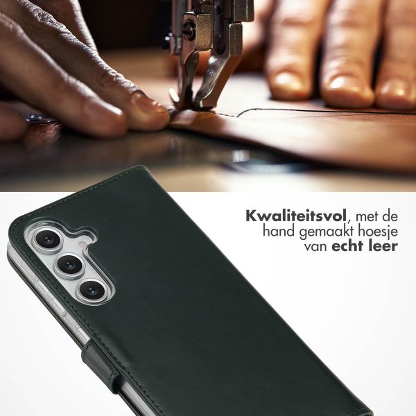 Selencia Echt Leren Bookcase Samsung Galaxy S25 FE - Groen