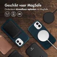 Accezz Vintage Leather Magsafe Backcover Apple iPhone 16 - Smokey Green