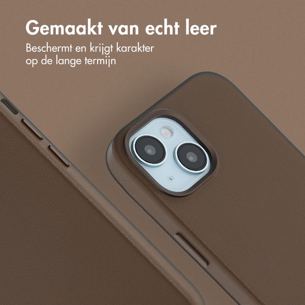 Accezz MagSafe Leather Backcover Apple iPhone 15 - Coffee Brown