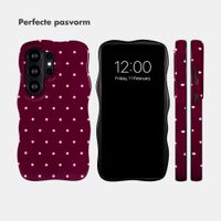Selencia Vivid Wavy Backcover met MagSafe Samsung Galaxy S26 Ultra - Happy Dots Burgundy