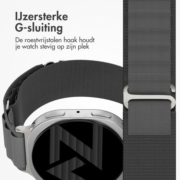 Accezz Nylon Alpine bandje Samsung Galaxy Watch 9 (40/44mm) / Watch 8 (40/44mm) / Classic (46mm) - Dark Grey