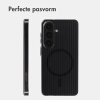 Accezz Lite Backcover met MagSafe | Fluted | Samsung Galaxy S26 - Smokey Clear