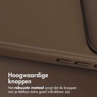 Accezz MagSafe Leather Backcover Apple iPhone 17 Pro - Coffee