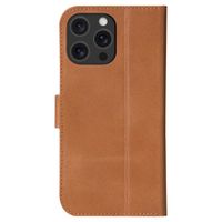 dbramante1928 Copenhagen Bookcase Apple iPhone 16 Pro Max - Tan