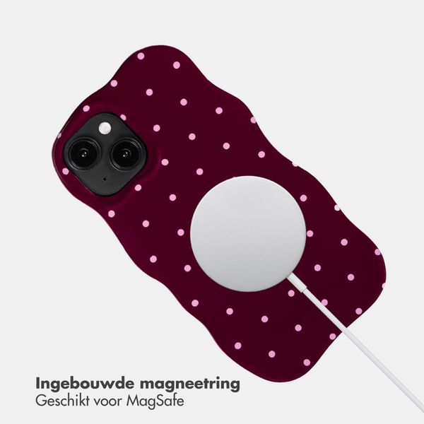 Selencia Vivid Wavy Backcover met MagSafe Apple iPhone 14 / 13 - Happy Dots Burgundy