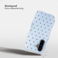 Selencia Vivid Wavy Backcover met MagSafe Samsung Galaxy A57 (5G) - Happy Dots Digital Sky
