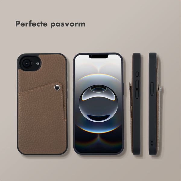 Selencia Riva Backcover met Pashouder Apple iPhone 17e / 16e - Mocha Brown