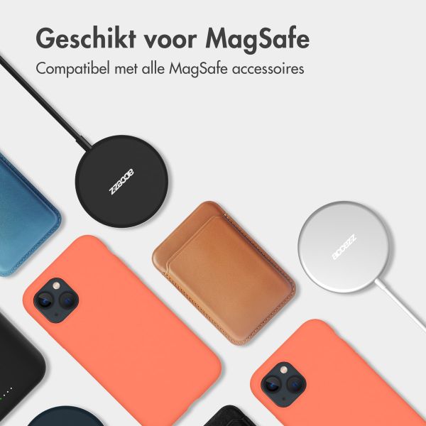 Accezz Liquid Silicone Backcover met MagSafe iPhone 15 Pro - Nectarine