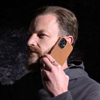 Accezz Vintage Leather Magsafe Backcover Apple iPhone 13 - Tabacco Cognac