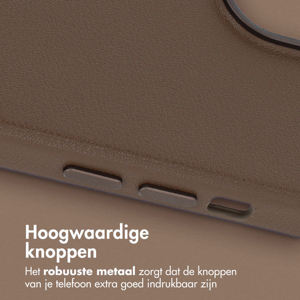 Accezz MagSafe Leather Backcover Apple iPhone 15 - Coffee Brown