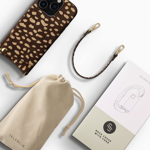 Selencia Nova Real Leather Backcover met Koord en Pashouder Apple iPhone 16 Pro - Fawn Chic