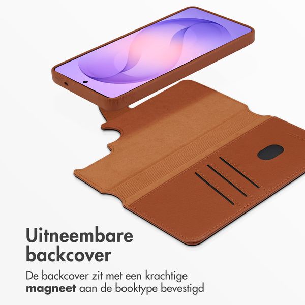 Accezz Leather Bookcase 2-in-1 met MagSafe Samsung Galaxy S26 Ultra - Sienna Brown