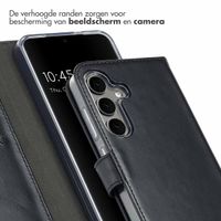 Selencia Echt Leren Bookcase Samsung Galaxy S25 - Zwart