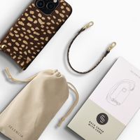 Selencia Nova Real Leather Backcover met Koord en Pashouder Apple iPhone 16 Pro - Fawn Chic