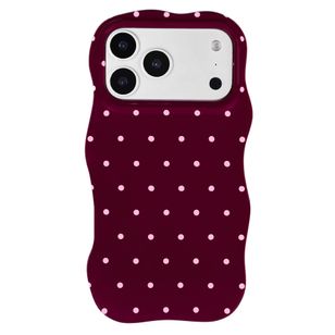 Selencia Vivid Wavy Backcover met MagSafe Apple iPhone 18 Pro / 17 Pro - Happy Dots Burgundy