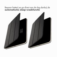 Accezz Leather Trifold Bookcase Apple iPad Pro 13 (2025) M5 / (2024) M4 - Zwart