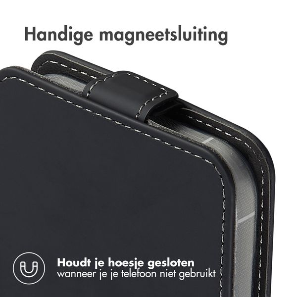 Accezz Flipcase Apple iPhone 14 - Zwart