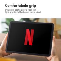 Accezz Liquid Silicone Backcover met penhouder iPad Pro 11 (2018/2020/2021/2022) - Zwart