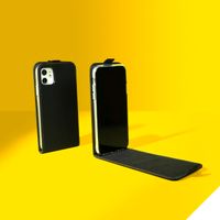 Accezz Flipcase Samsung Galaxy A5 (2017) - Zwart