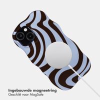 Selencia Vivid Wavy Backcover met MagSafe Apple iPhone 15 - Dream Swirl Chocolate