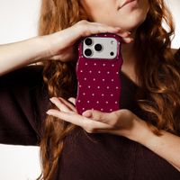 Selencia Vivid Wavy Backcover met MagSafe Apple iPhone 18 Pro Max / 17 Pro Max - Happy Dots Burgundy