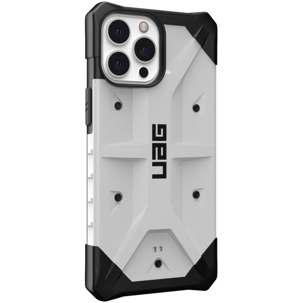 UAG Pathfinder Backcover iPhone 13 Pro Max - Zilver