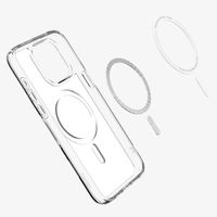 Spigen Ultra Hybrid Backcover MagSafe Apple iPhone 15 Pro - Transparant