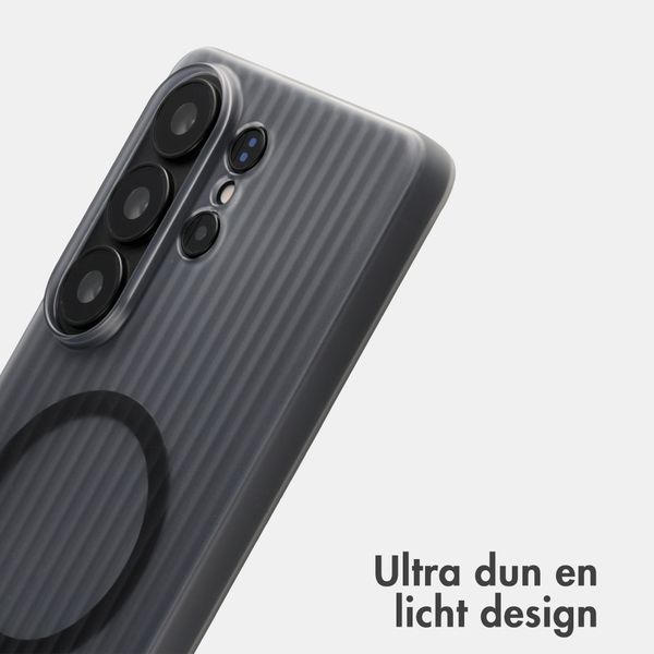 Accezz Lite Backcover met MagSafe | Fluted | Samsung Galaxy S26 Ultra - Smokey Matte