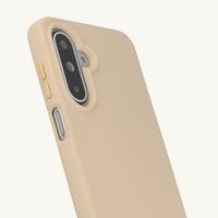 Selencia Rivièra MagSafe Backcover met afneembare haakjes Samsung Galaxy A17 (5G) / (4G) - Milky Latte