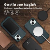 Accezz Vintage Leather Magsafe Backcover iPhone 15 - Smokey Green