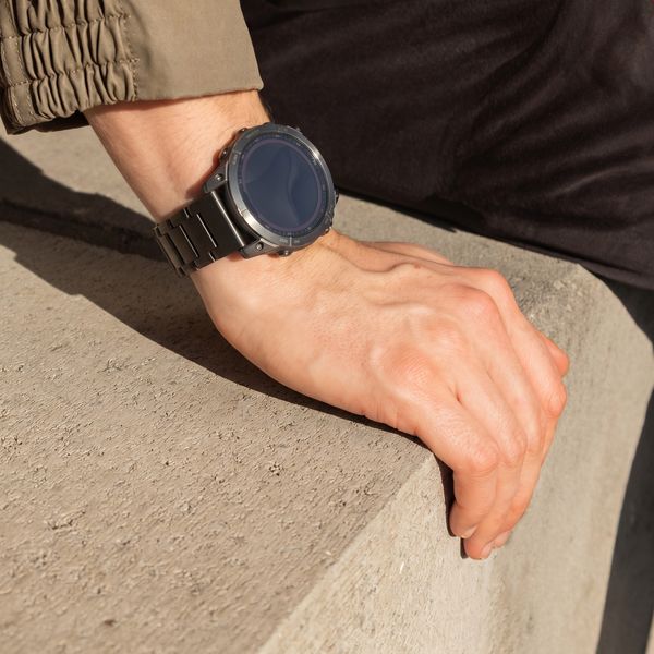 Accezz Mat Titanium bandje  - Garmin 22 mm aansluiting - Zwart