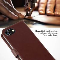 Selencia Echt Lederen Bookcase iPhone 16e - Bruin