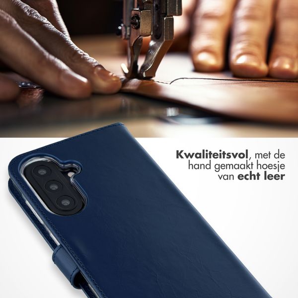 Selencia Echt Leren Bookcase Samsung Galaxy A57 (5G) - Donkerblauw