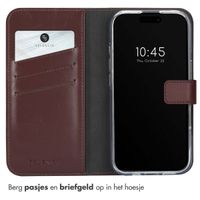 Selencia Echt Leren Bookcase Apple iPhone 16 - Bruin