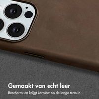 Accezz Vintage Leather Magsafe Backcover iPhone 13 / 13 Pro - Rustic Brown