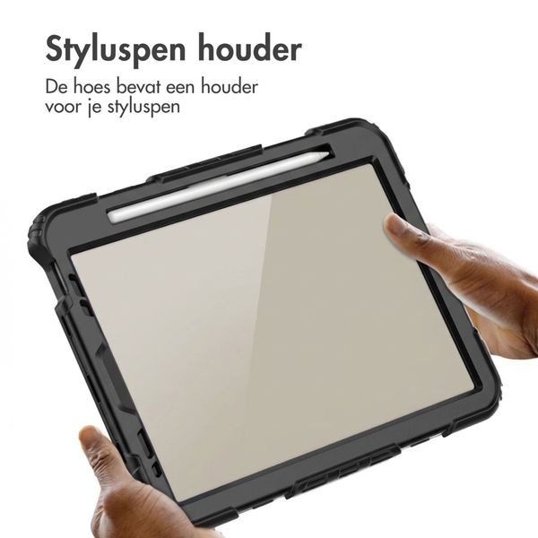 Accezz Rugged Backcover met schouderstrap Apple iPad Air 5 (2022) / Air 4 (2020) - Zwart