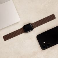 Accezz Magnetisch echt lederen bandje Apple Watch | 38/40/41/42 mm - Chocolate Brown