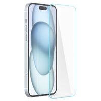 Spigen GLAStR Slim Screenprotector iPhone 16 Plus / 15 Plus