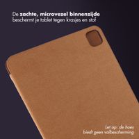Accezz Leather Trifold Bookcase Apple iPad Pro 13 (2025) M5 / (2024) M4 - Cognac