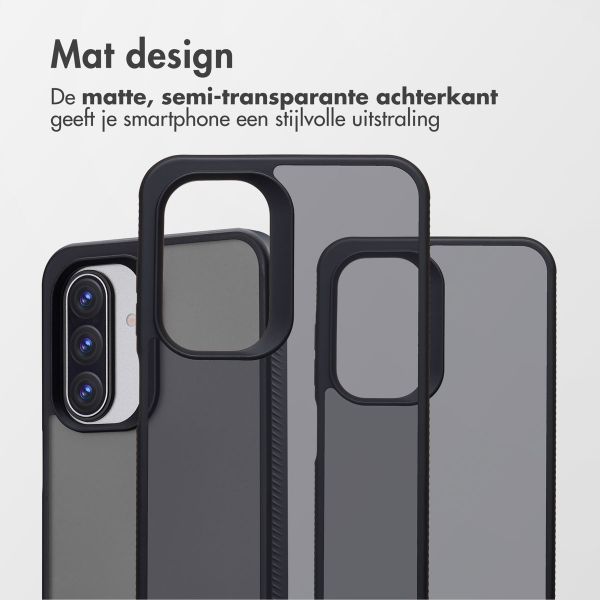 Accezz Rugged Frosted MagSafe Backcover Samsung Galaxy A17 - Zwart