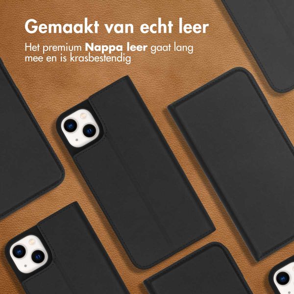 Accezz Premium Leather Slim Bookcase iPhone 14 Plus - Zwart